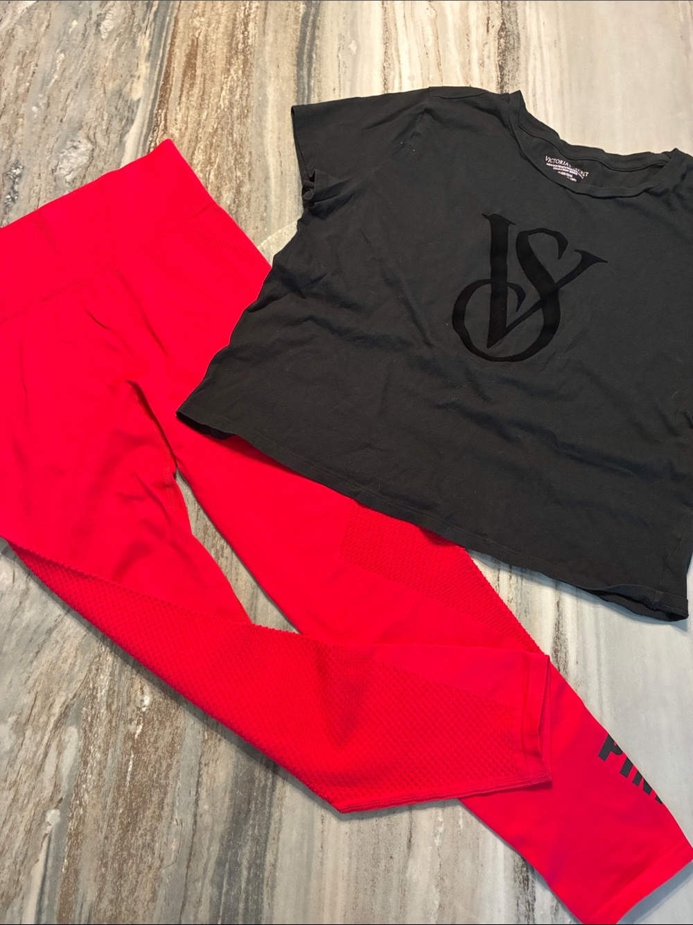 Victoria's Secret sexy Red Active Set leggings Sz M black top sz L NWOT